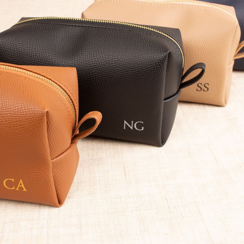 Personalized Bag for Men & Groomsmen : The Perfect Wedding Day Gift for the Modern Groom and his Squad